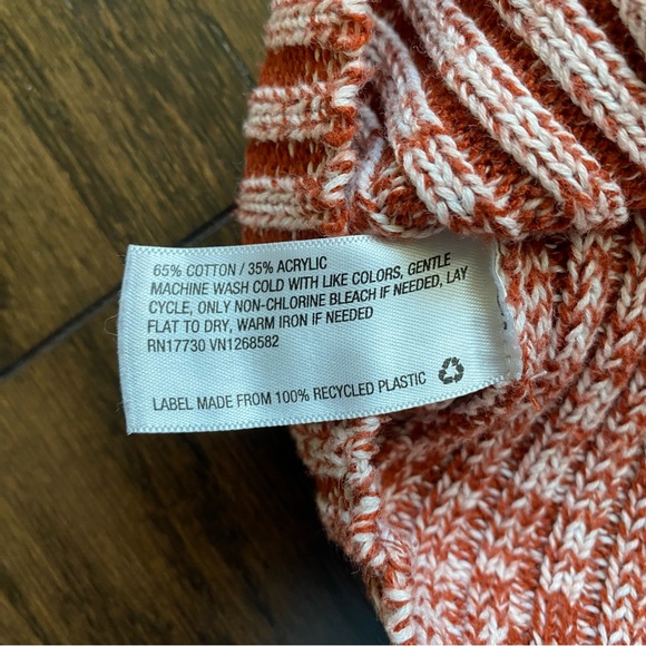 Universal Thread Rust Sweater - Picture 7 of 7